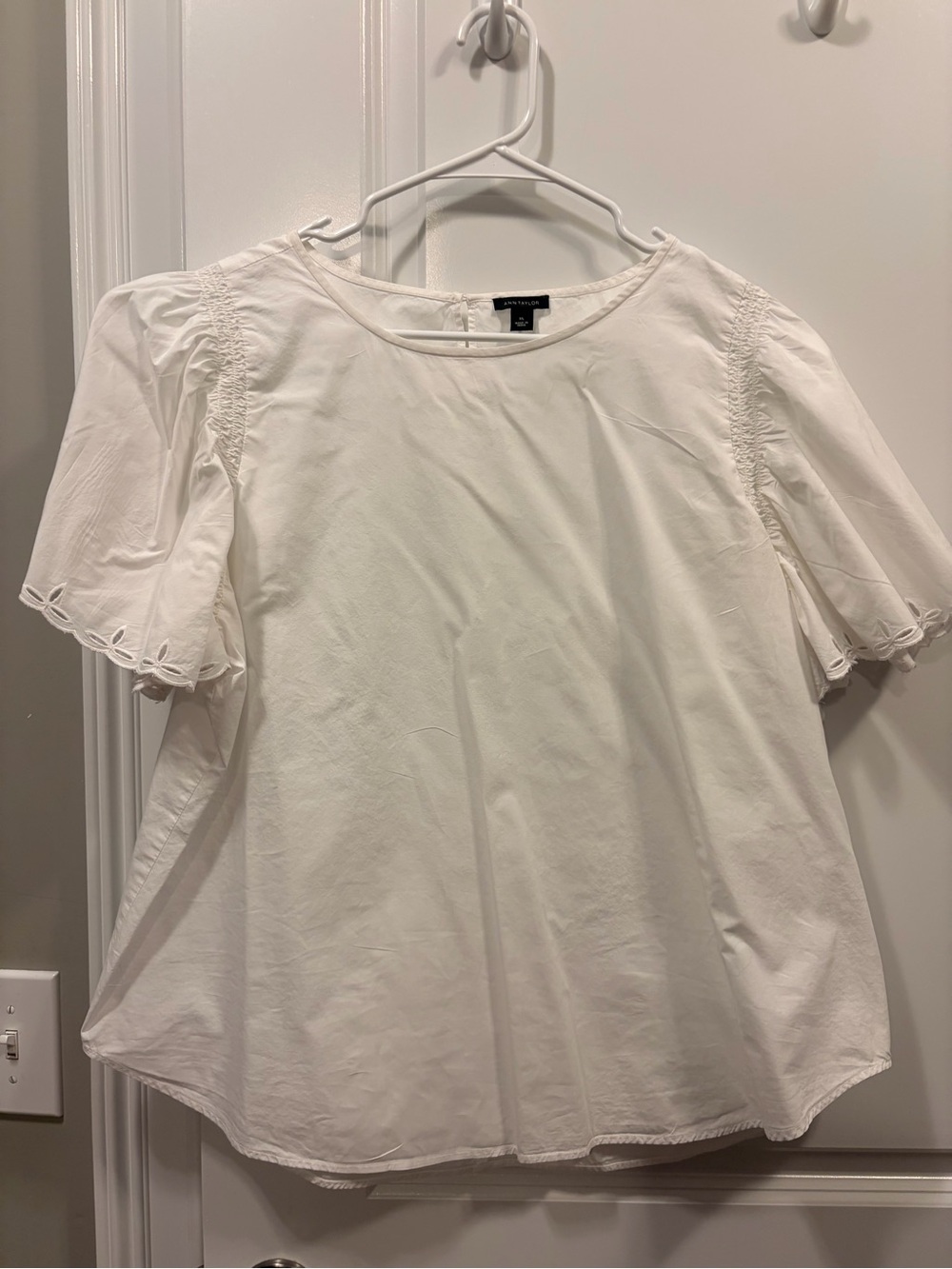 Ann Taylor White Puff Sleeve Eyelet Blouse